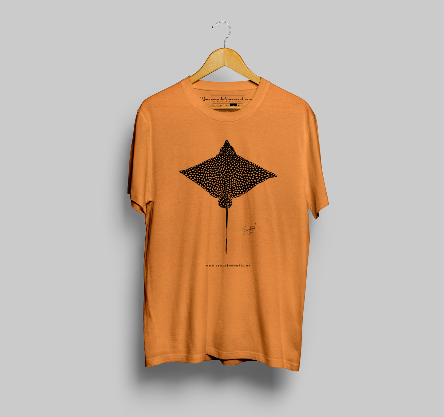 Playera Samuel Resendiz